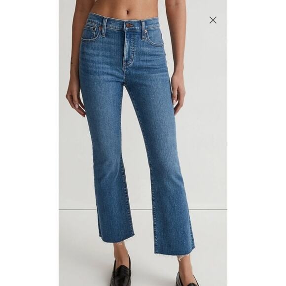 Madewell Mid Rise Kick Out Crops Raw Hem Edition Size 27 - Picture 1 of 6